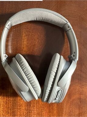 Bose QuietComfort 35 headphones